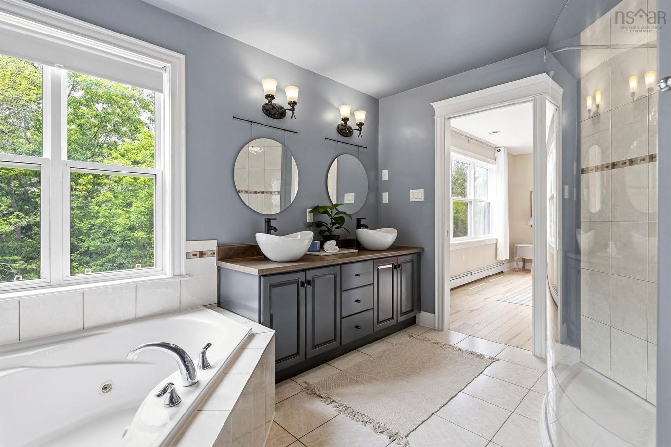 68 Walter Havill Drive, Halifax, NS - Indoor Photo Showing Bathroom