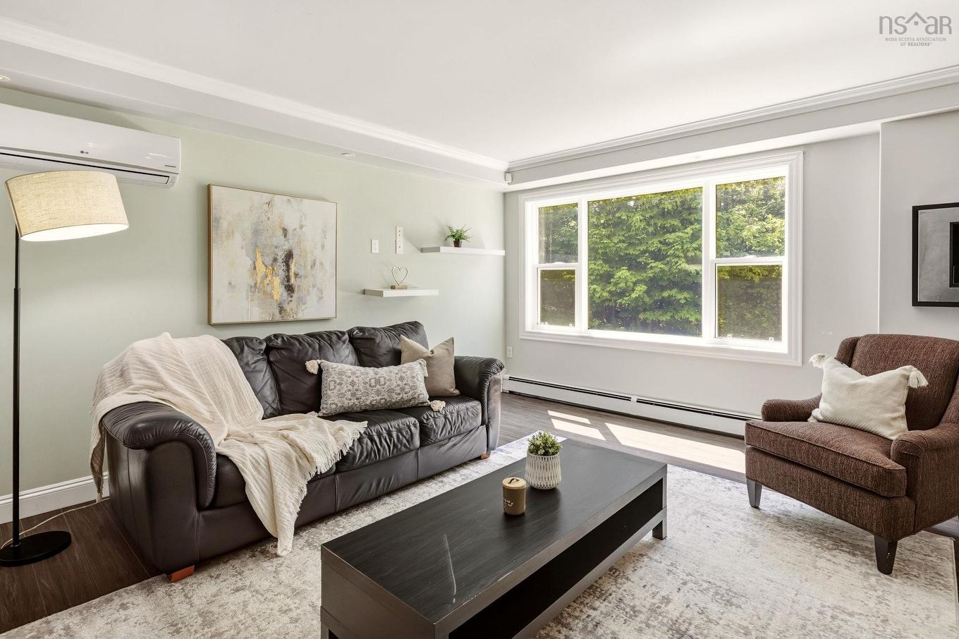 68 Walter Havill Drive, Halifax, NS - Indoor Photo Showing Living Room