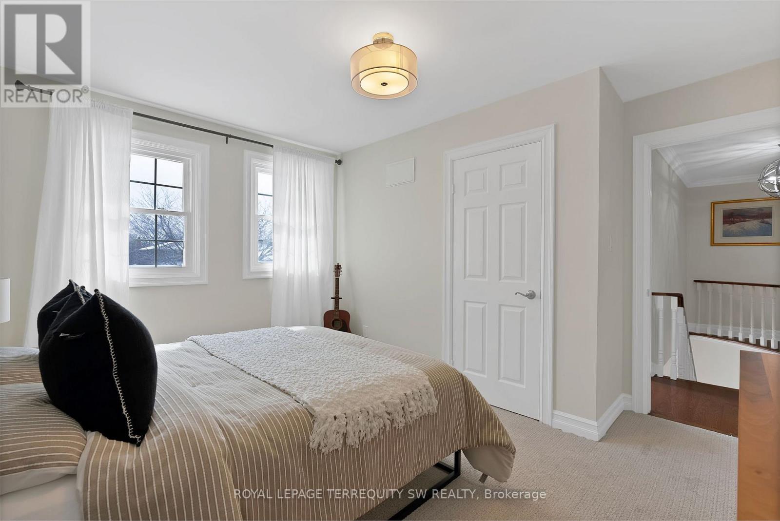 1169 Carlo Court, Mississauga, ON - Indoor Photo Showing Bedroom