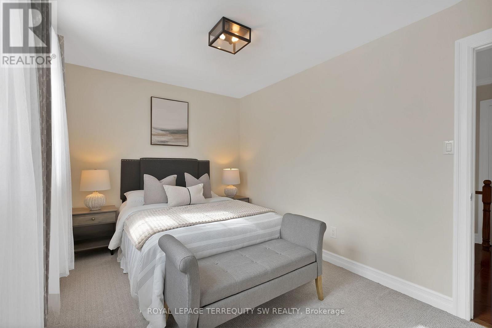 1169 Carlo Court, Mississauga, ON - Indoor Photo Showing Bedroom