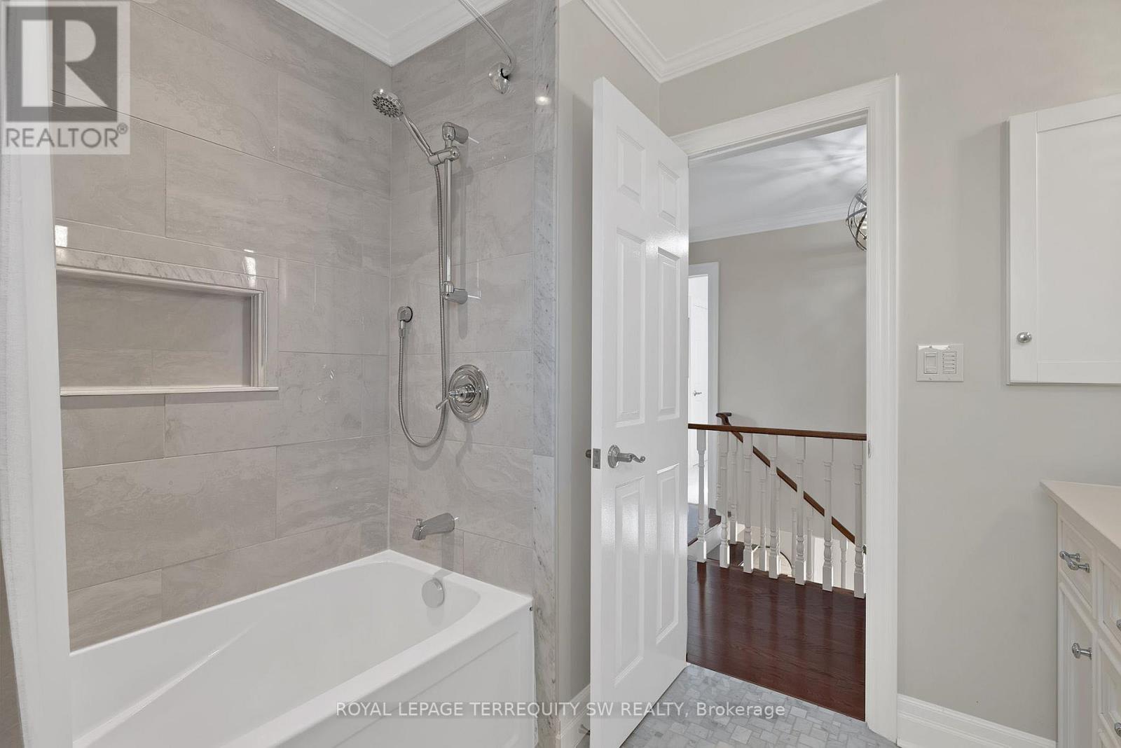 1169 Carlo Court, Mississauga, ON - Indoor Photo Showing Bathroom