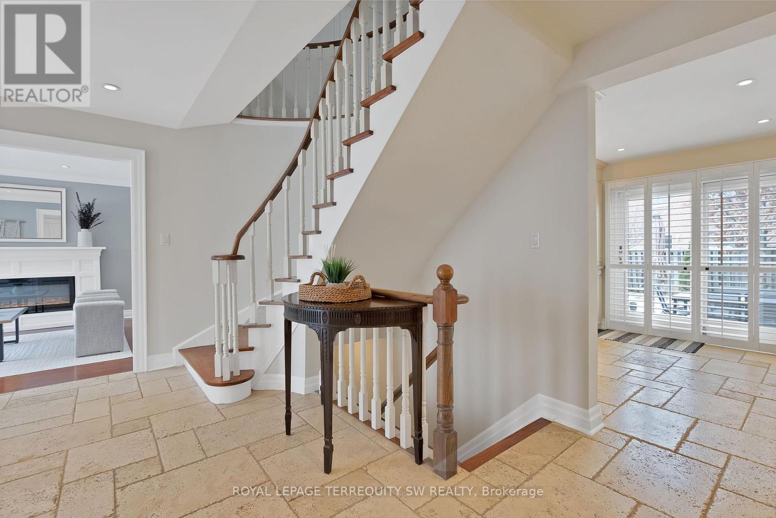1169 Carlo Court, Mississauga, ON - Indoor Photo Showing Other Room