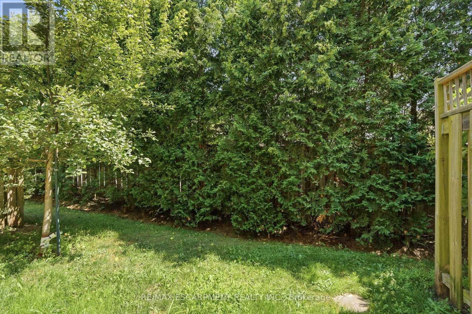 12 - 39 Panabaker Drive, Hamilton, ON - Outdoor