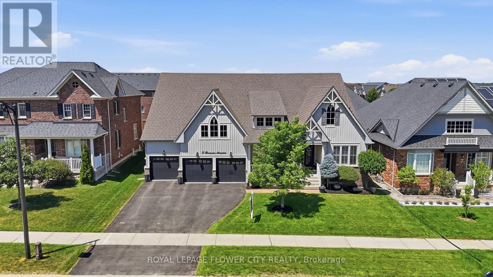 5 Benson Avenue, Mono, ON - Outdoor With Facade