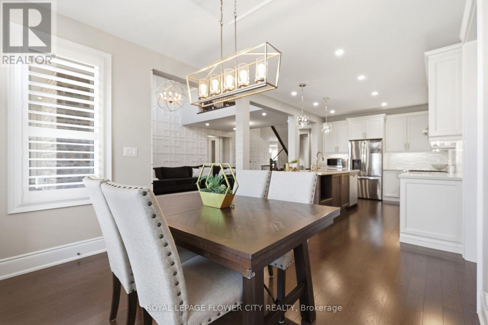 5 Benson Avenue, Mono, ON - Indoor Photo Showing Dining Room