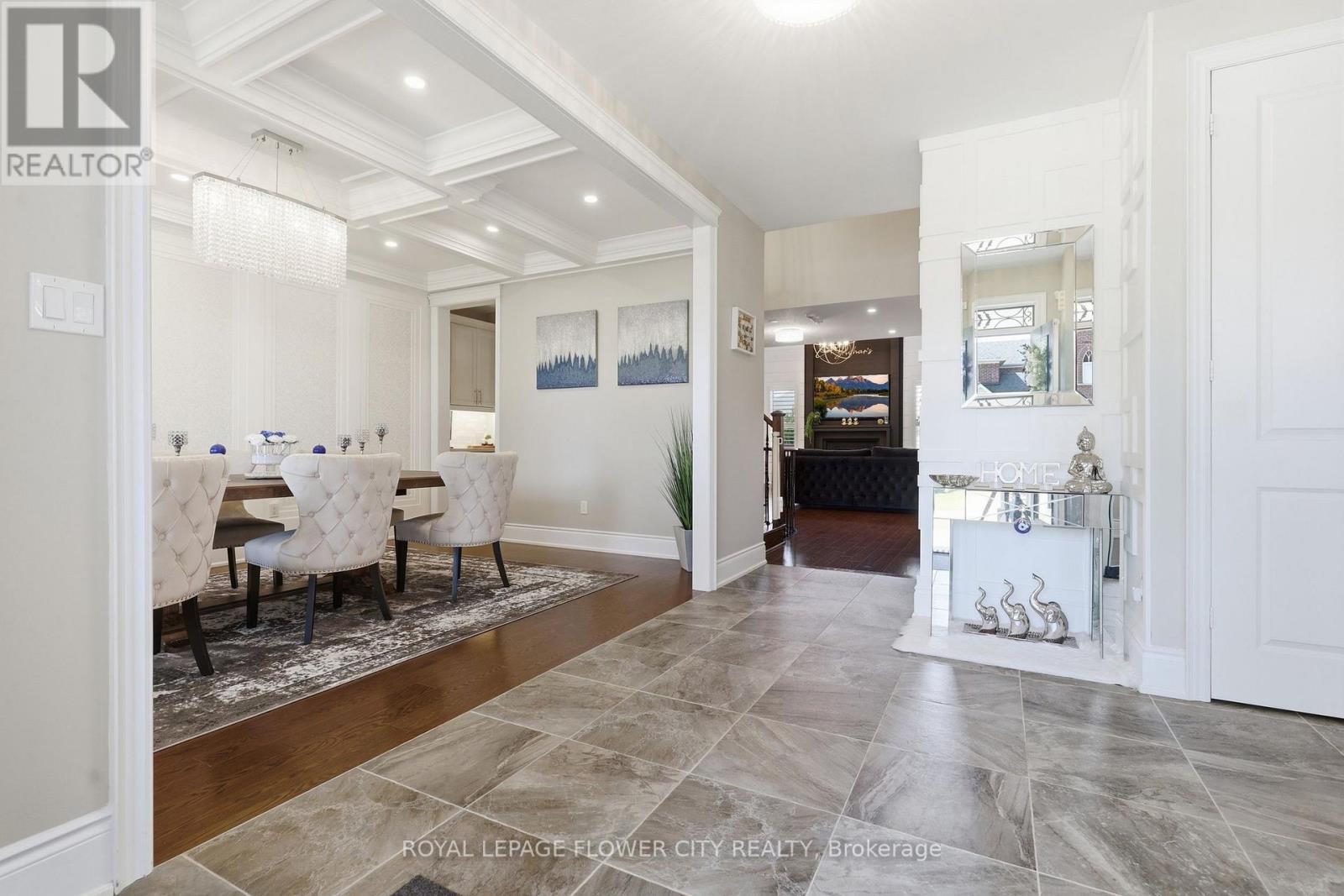 5 Benson Avenue, Mono, ON - Indoor Photo Showing Other Room