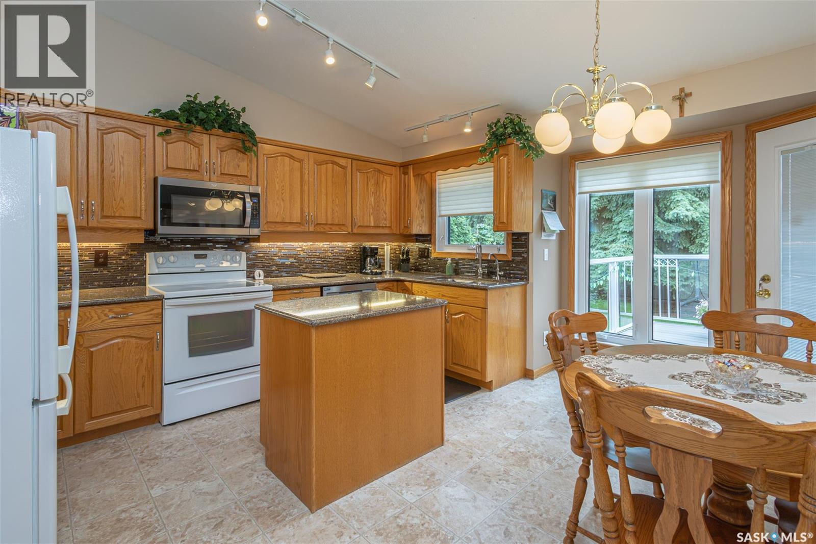 506 Forsyth Crescent, Saskatoon, SK - Indoor