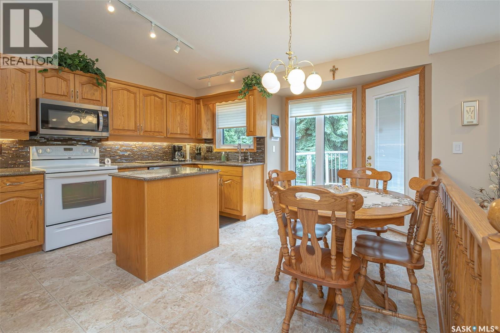 506 Forsyth Crescent, Saskatoon, SK - Indoor