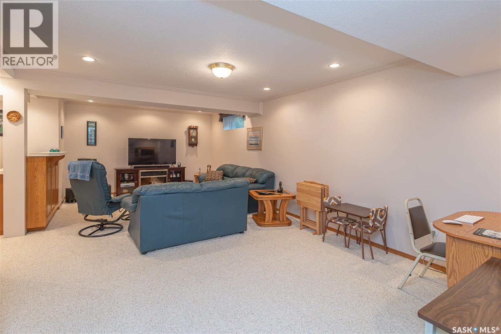 506 Forsyth Crescent, Saskatoon, SK - Indoor