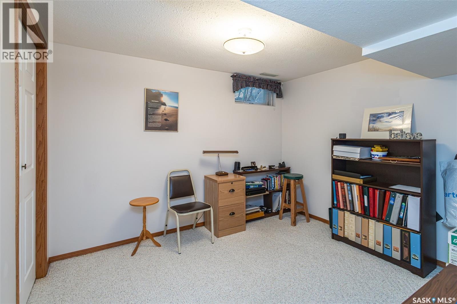 506 Forsyth Crescent, Saskatoon, SK - Indoor