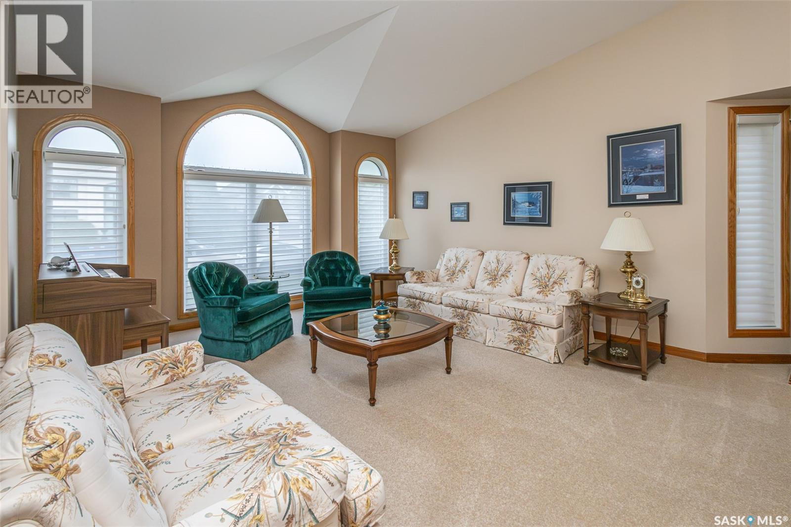 506 Forsyth Crescent, Saskatoon, SK - Indoor Photo Showing Living Room