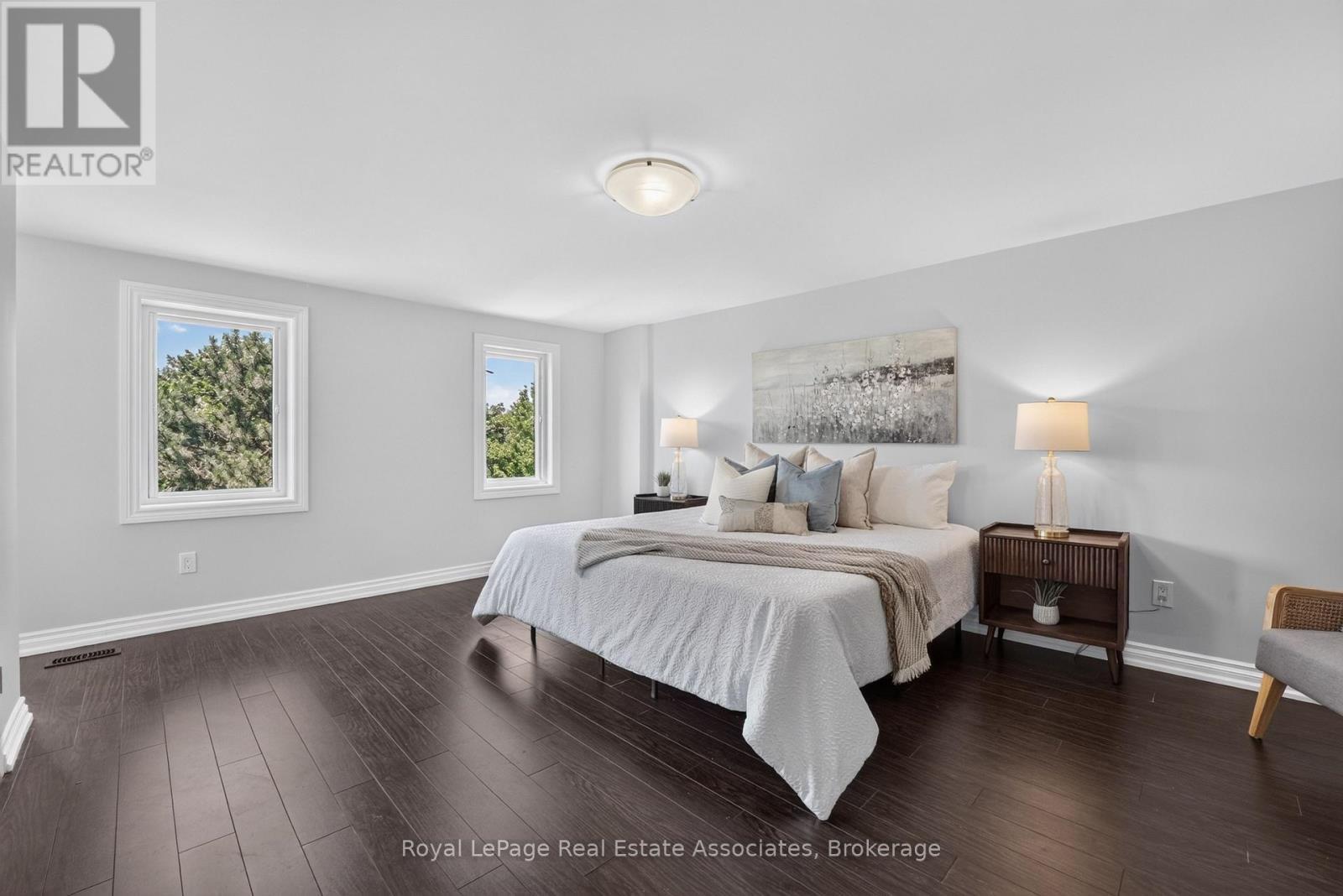 3346 Chartrand Crescent, Mississauga, ON - Indoor Photo Showing Bedroom