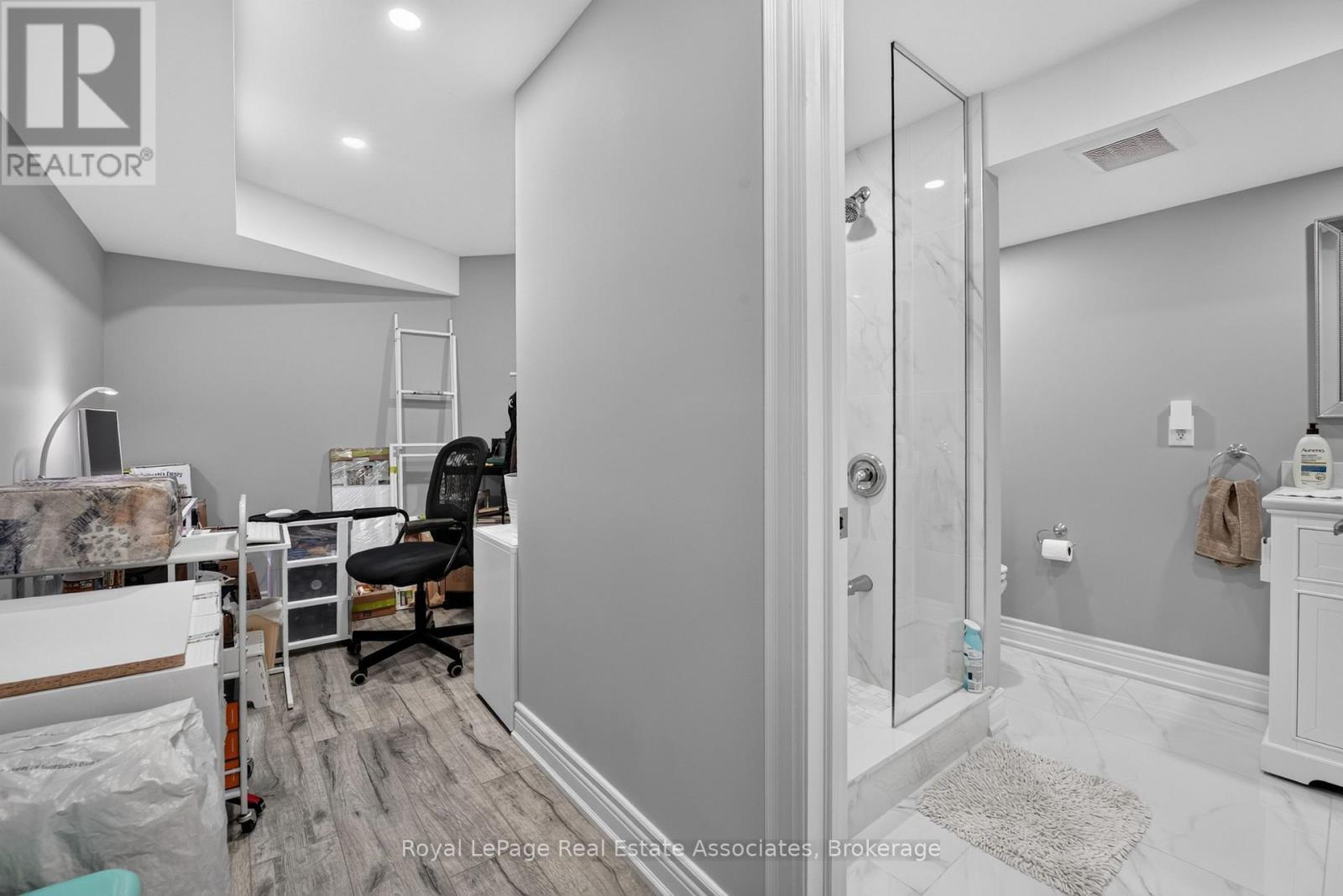 3346 Chartrand Crescent, Mississauga, ON - Indoor Photo Showing Other Room