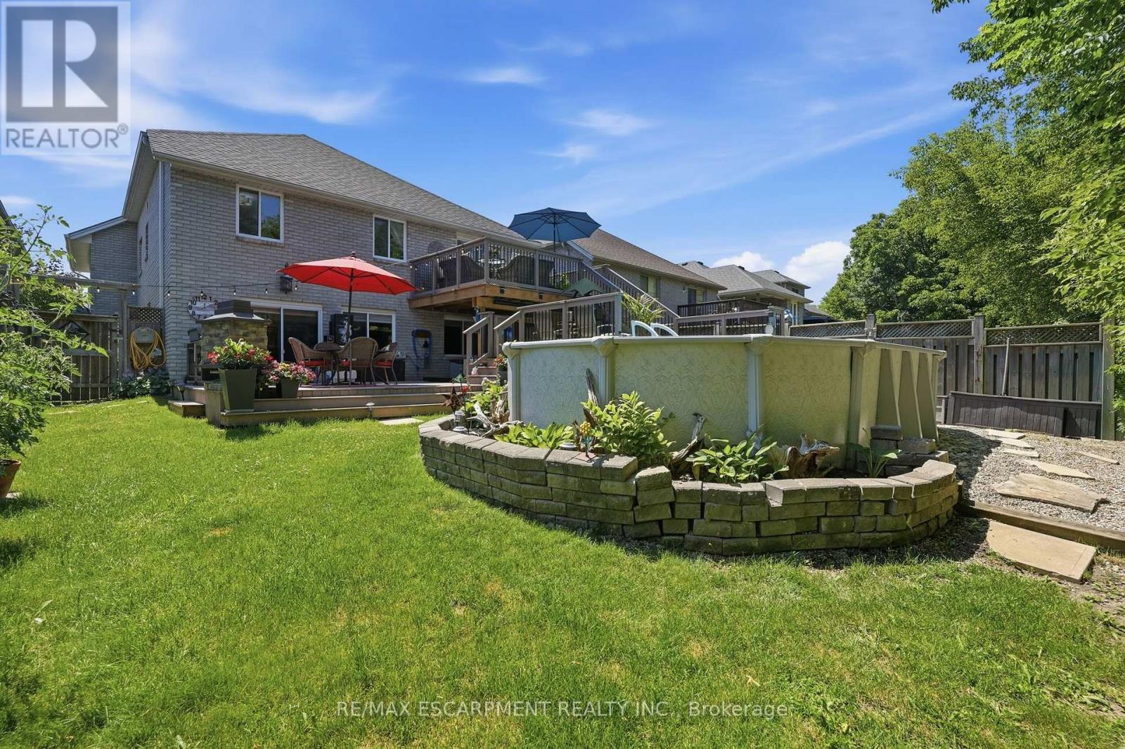 40 Maich Crescent, Brantford, ON - Outdoor With Deck Patio Veranda