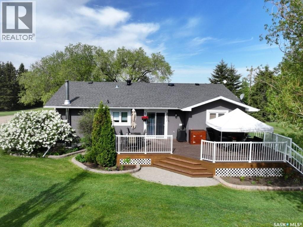 Konechny Acreage, Corman Park Rm No. 344, SK - Outdoor With Deck Patio Veranda