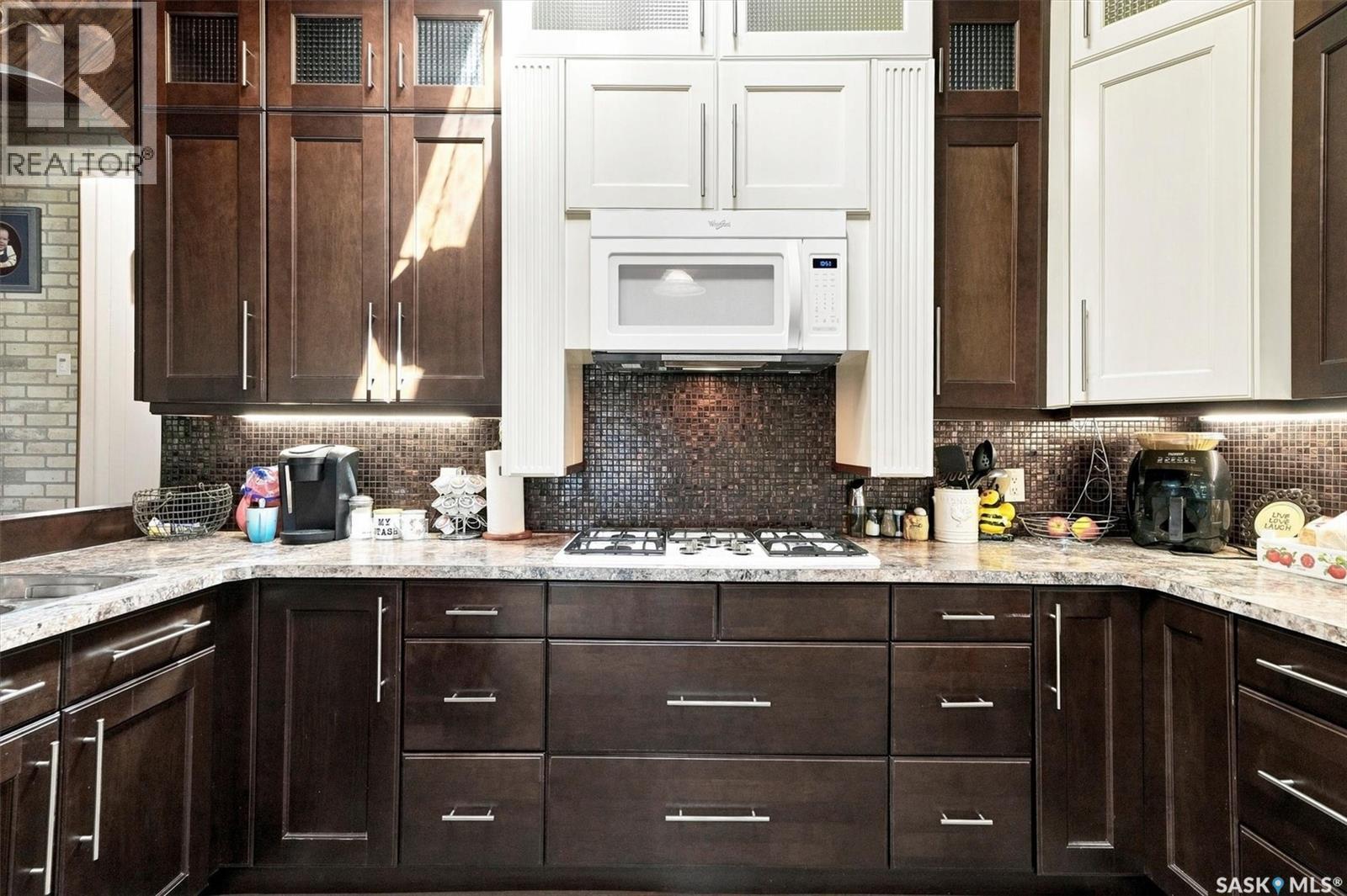 Siba Beach, Wakaw Lake, SK - Indoor Photo Showing Kitchen
