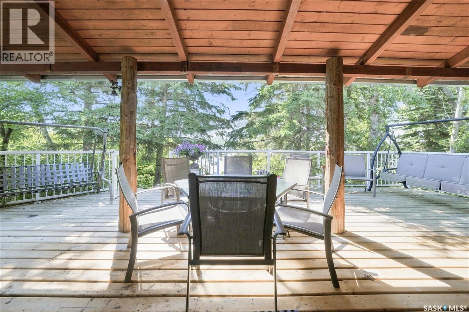 Siba Beach, Wakaw Lake, SK - With Deck Patio Veranda With Exterior