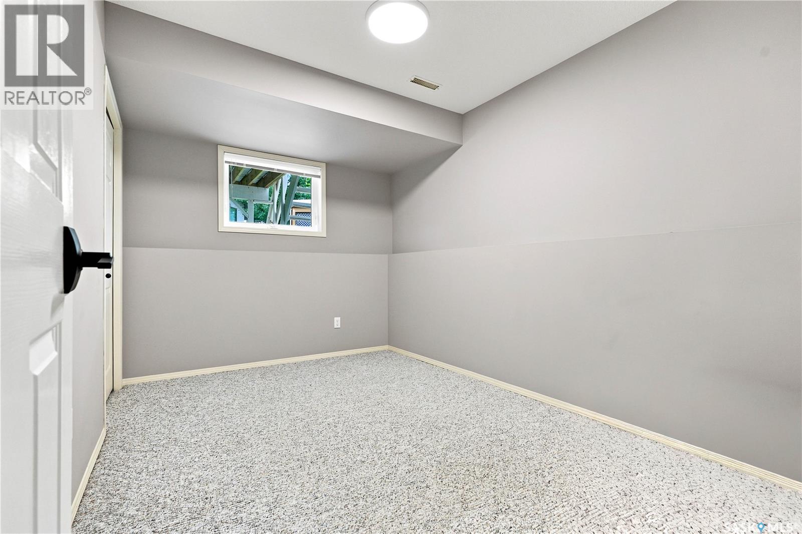 11 605 Perehudoff Crescent, Saskatoon, SK - Indoor Photo Showing Other Room
