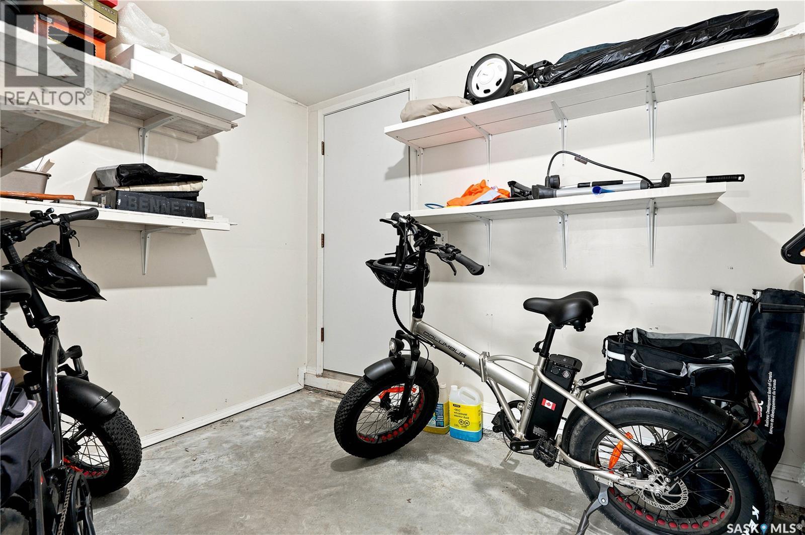 11 605 Perehudoff Crescent, Saskatoon, SK - Indoor