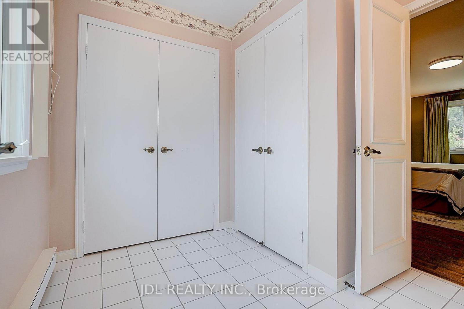 20 Mossgrove Trail, Toronto, ON - Indoor Photo Showing Other Room