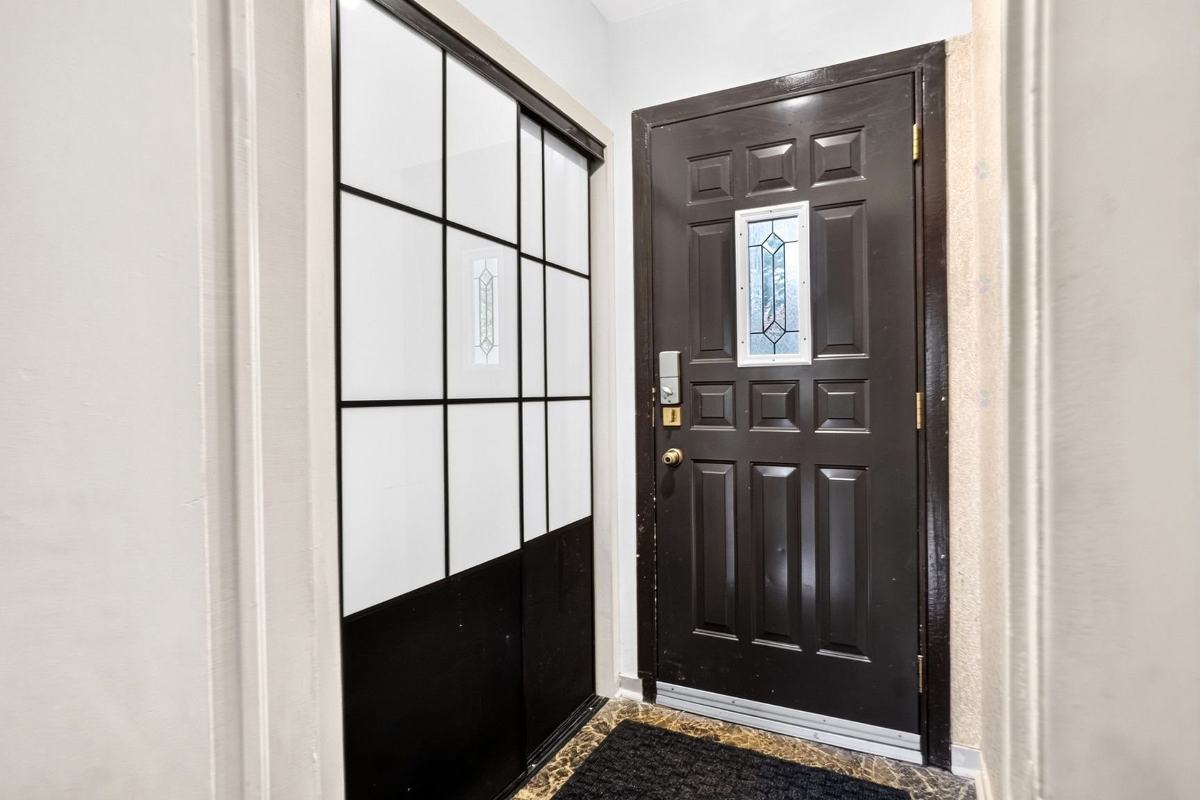 Hall d'entrée/Vestibule - 7847 Rue Ostell-Crescent, Montréal (Côte-Des-Neiges/Notre-Dame-De-Grâce), QC - Indoor Photo Showing Other Room