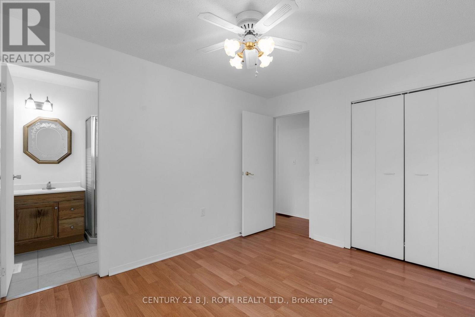 957 7Th Line, Innisfil, ON - Indoor Photo Showing Other Room