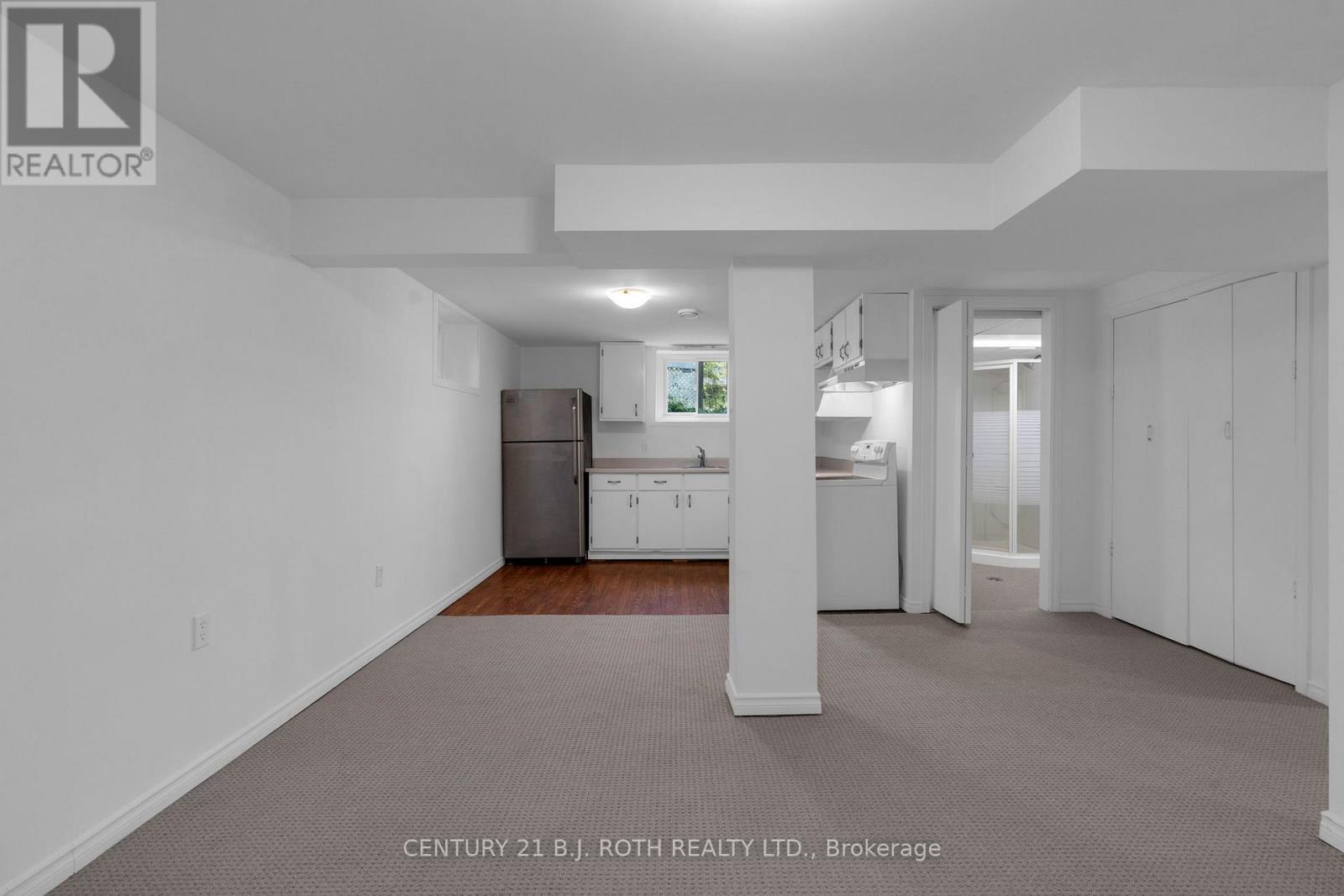 957 7Th Line, Innisfil, ON - Photo Showing Other Room