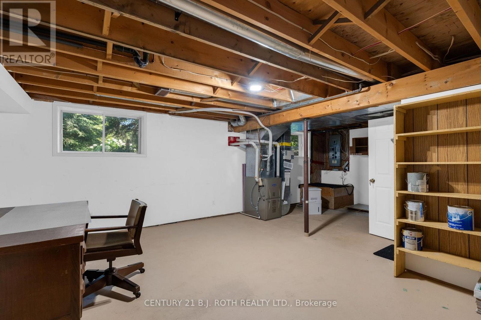 957 7Th Line, Innisfil, ON - Indoor Photo Showing Basement