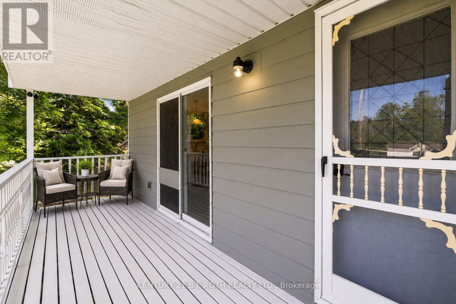 957 7Th Line, Innisfil, ON - Outdoor With Deck Patio Veranda With Exterior