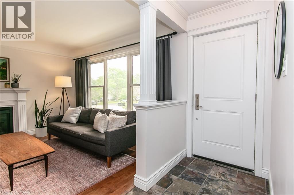 210 Dawson Street, Waterloo, ON - Indoor Photo Showing Living Room With Fireplace