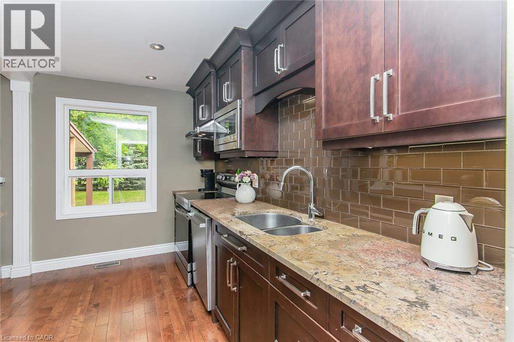 210 Dawson Street, Waterloo, ON - Indoor Photo Showing Kitchen With Double Sink