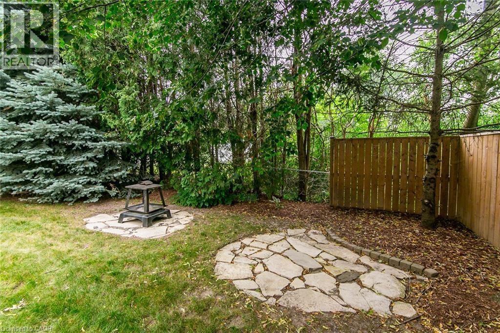 210 Dawson Street, Waterloo, ON - Outdoor