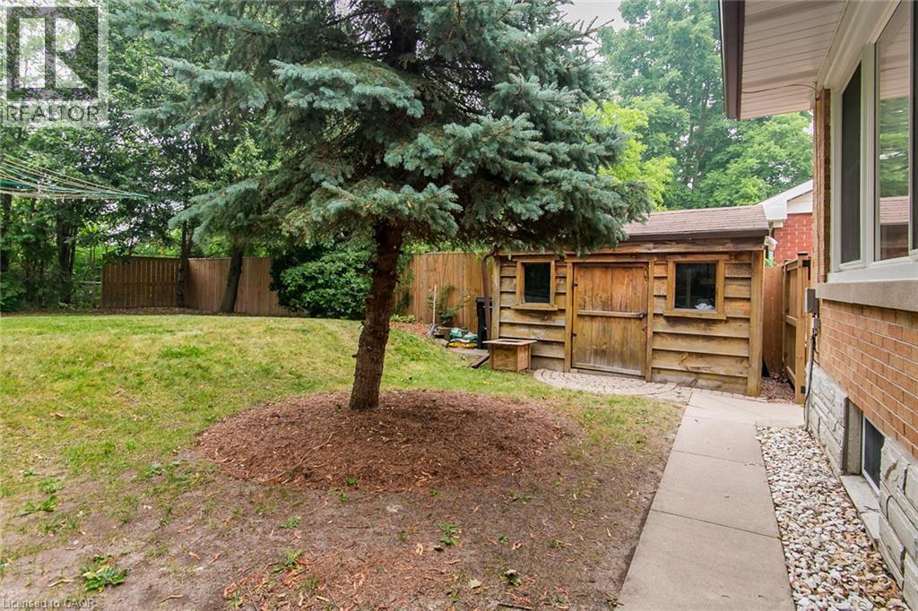 210 Dawson Street, Waterloo, ON - Outdoor