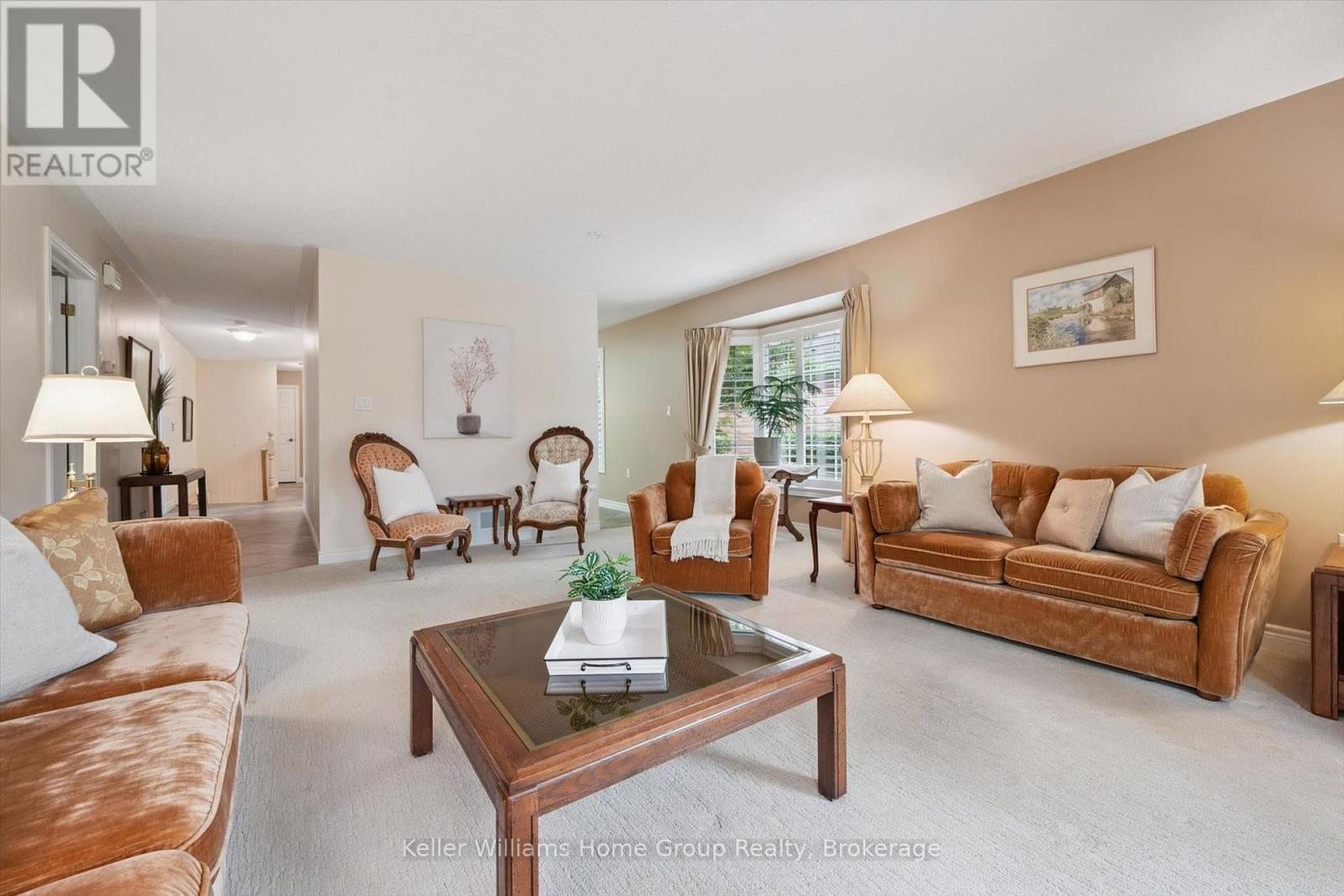 9 Magnolia Lane, Guelph (Village By The Arboretum), ON - Indoor Photo Showing Living Room