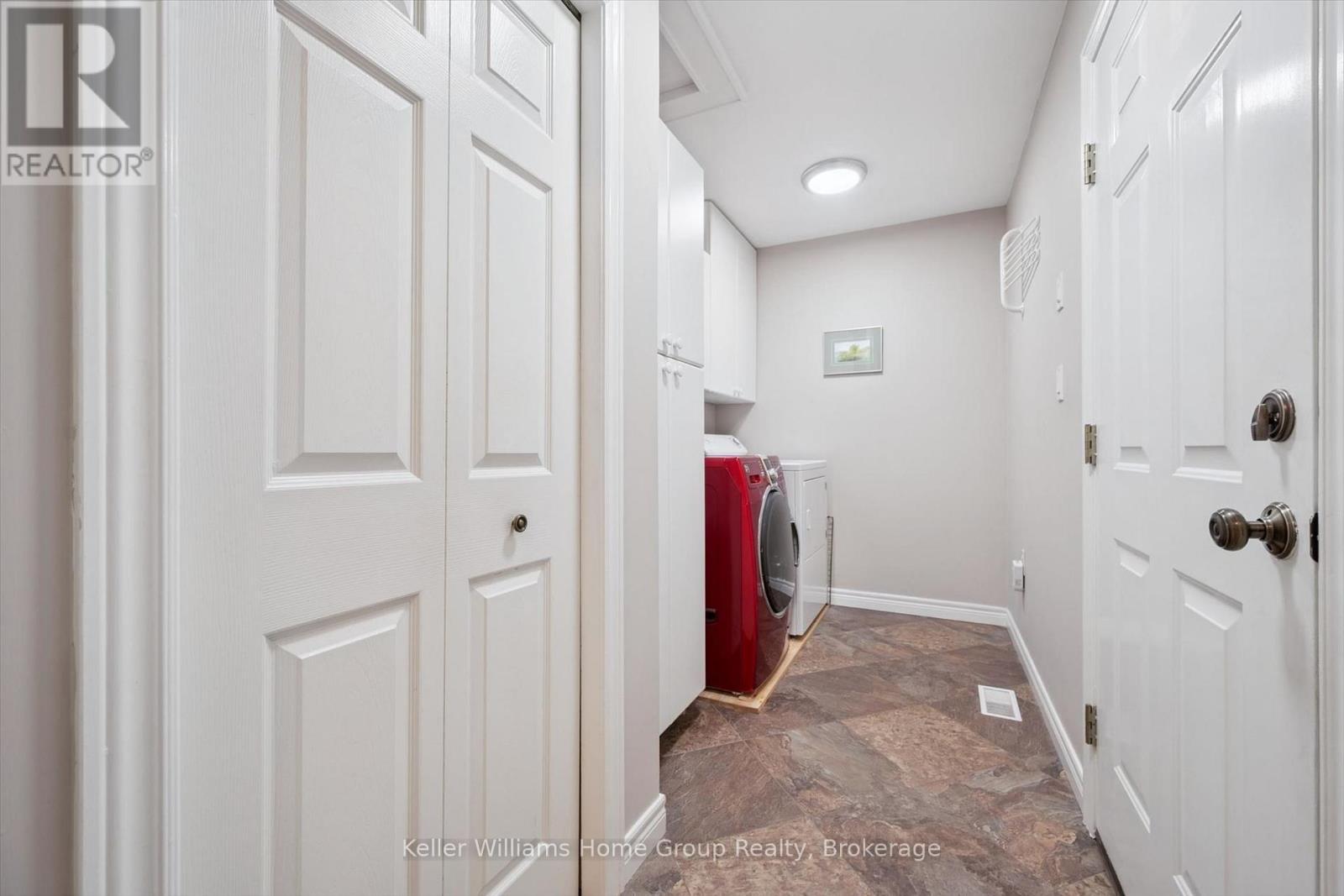 9 Magnolia Lane, Guelph (Village By The Arboretum), ON - Indoor Photo Showing Other Room