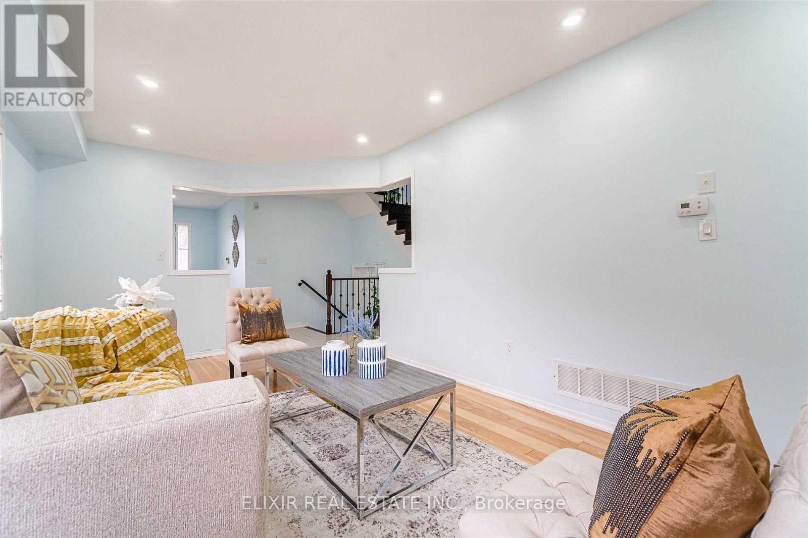 Upper Level - 29 Timbertop Crescent, Brampton, ON - Indoor Photo Showing Living Room