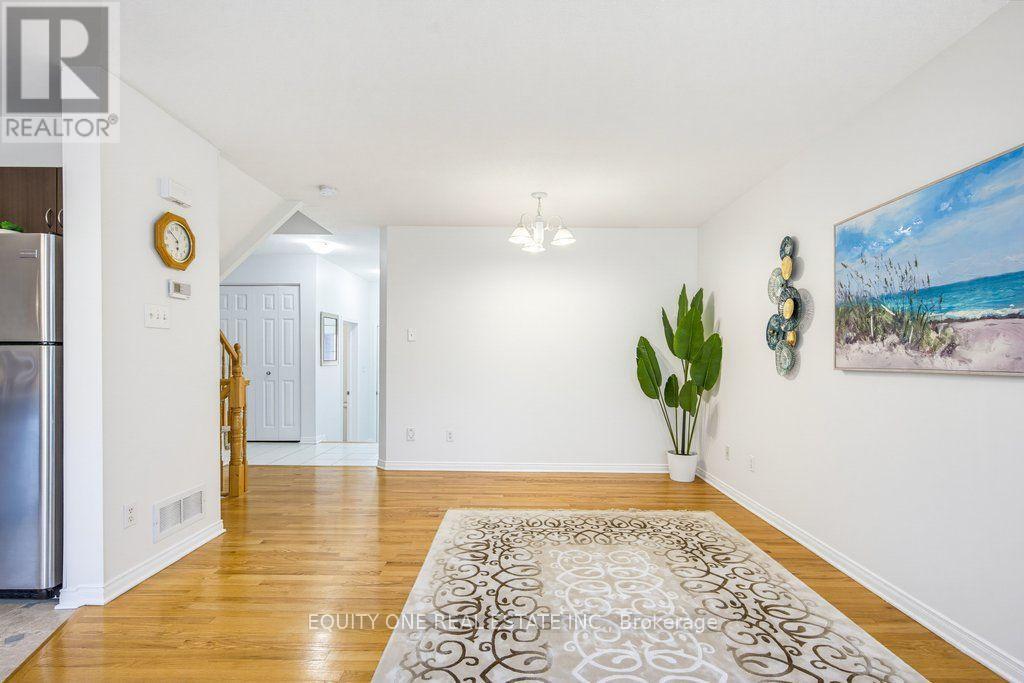 318 Amici Terrace, Ottawa, ON - Indoor Photo Showing Other Room