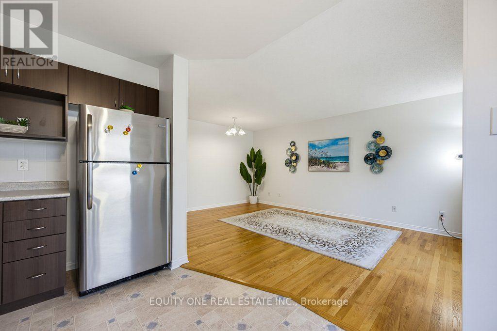 318 Amici Terrace, Ottawa, ON - Indoor Photo Showing Kitchen