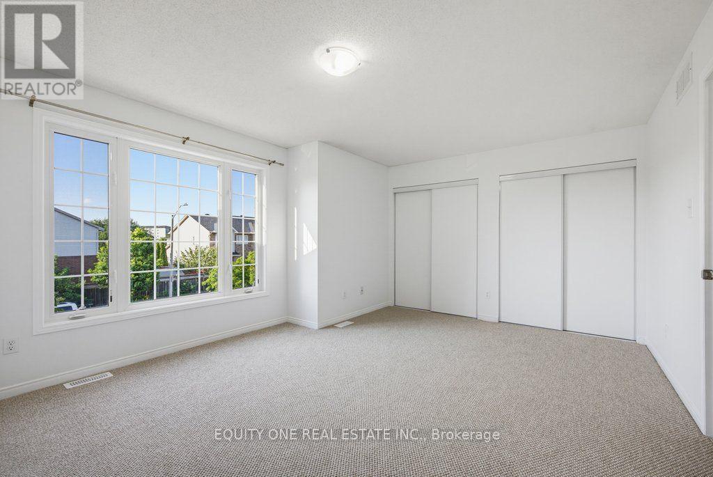 318 Amici Terrace, Ottawa, ON - Indoor Photo Showing Other Room