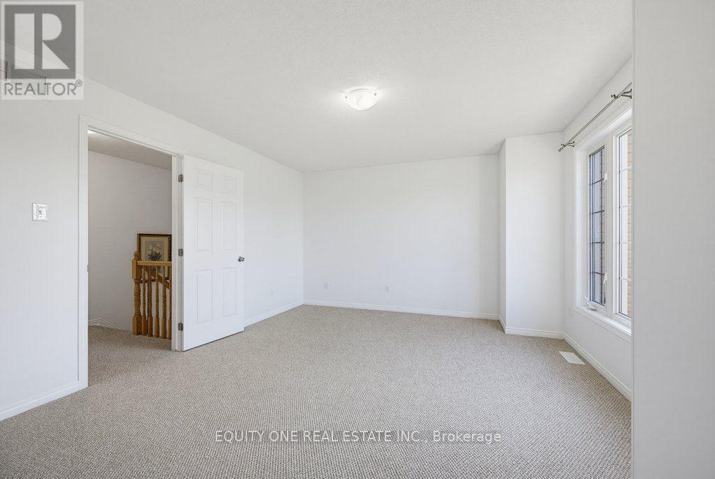 318 Amici Terrace, Ottawa, ON - Indoor Photo Showing Other Room