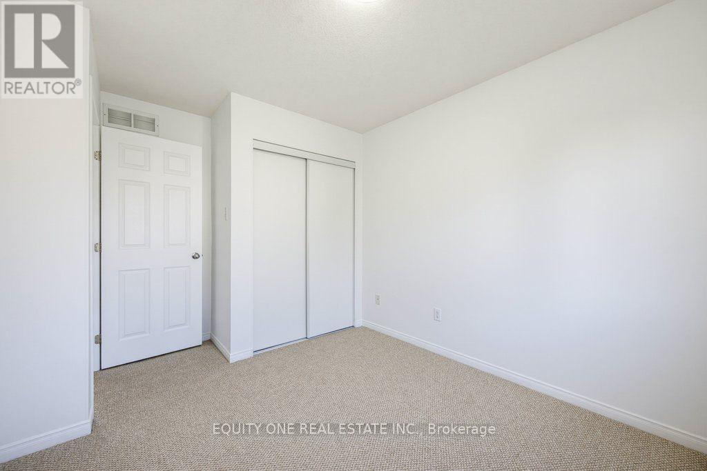 318 Amici Terrace, Ottawa, ON - Indoor Photo Showing Other Room