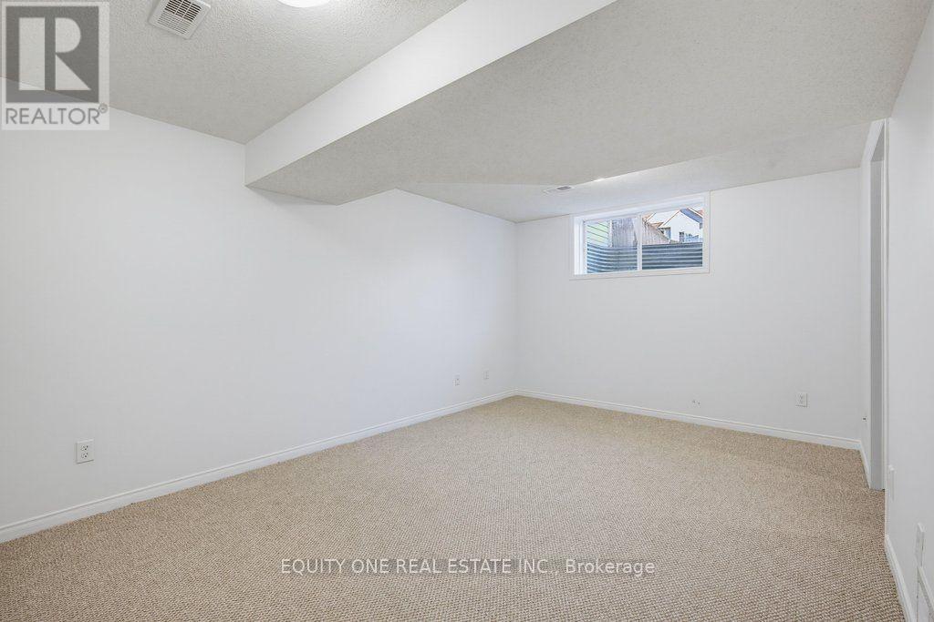 318 Amici Terrace, Ottawa, ON - Indoor Photo Showing Other Room