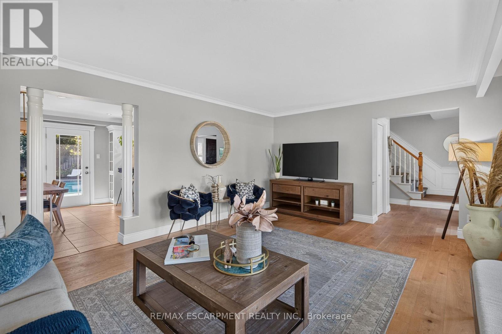 Formal living room - 4461 Tremineer Avenue, Burlington, ON - Indoor Photo Showing Living Room