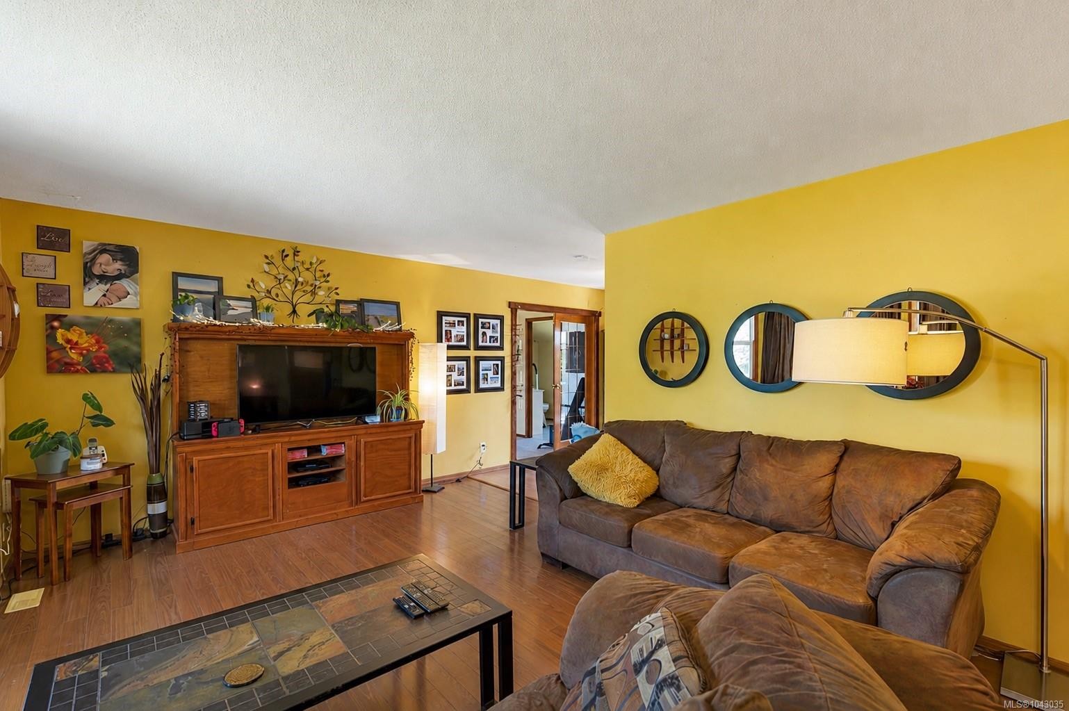 885 Shellbourne Blvd, Campbell River, BC