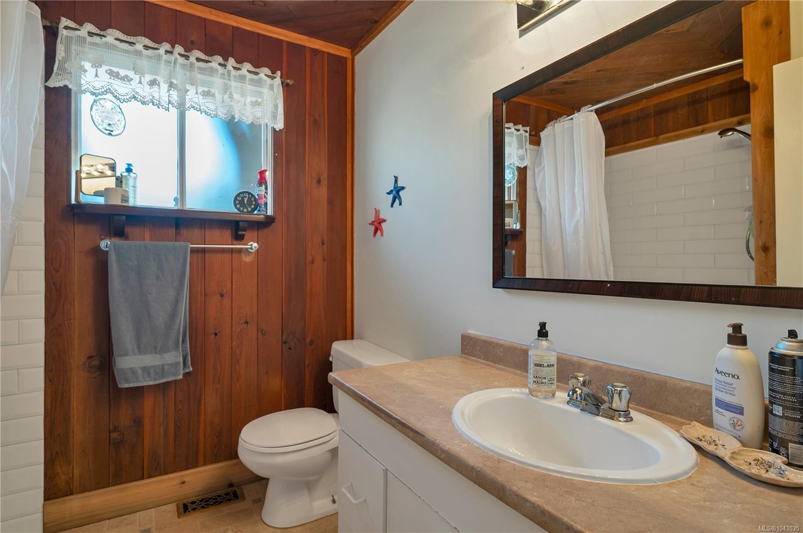 885 Shellbourne Blvd, Campbell River, BC