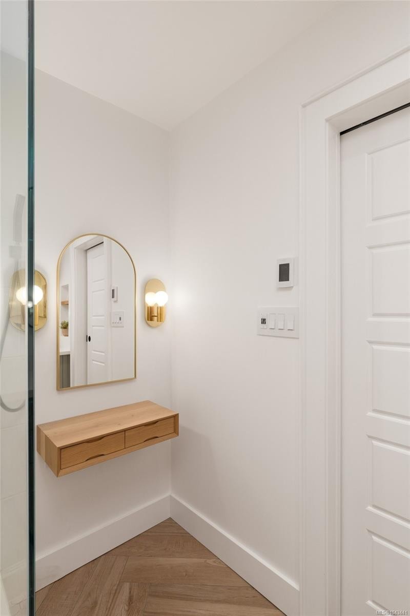 #4-4583 Wilkinson Rd, Saanich, BC