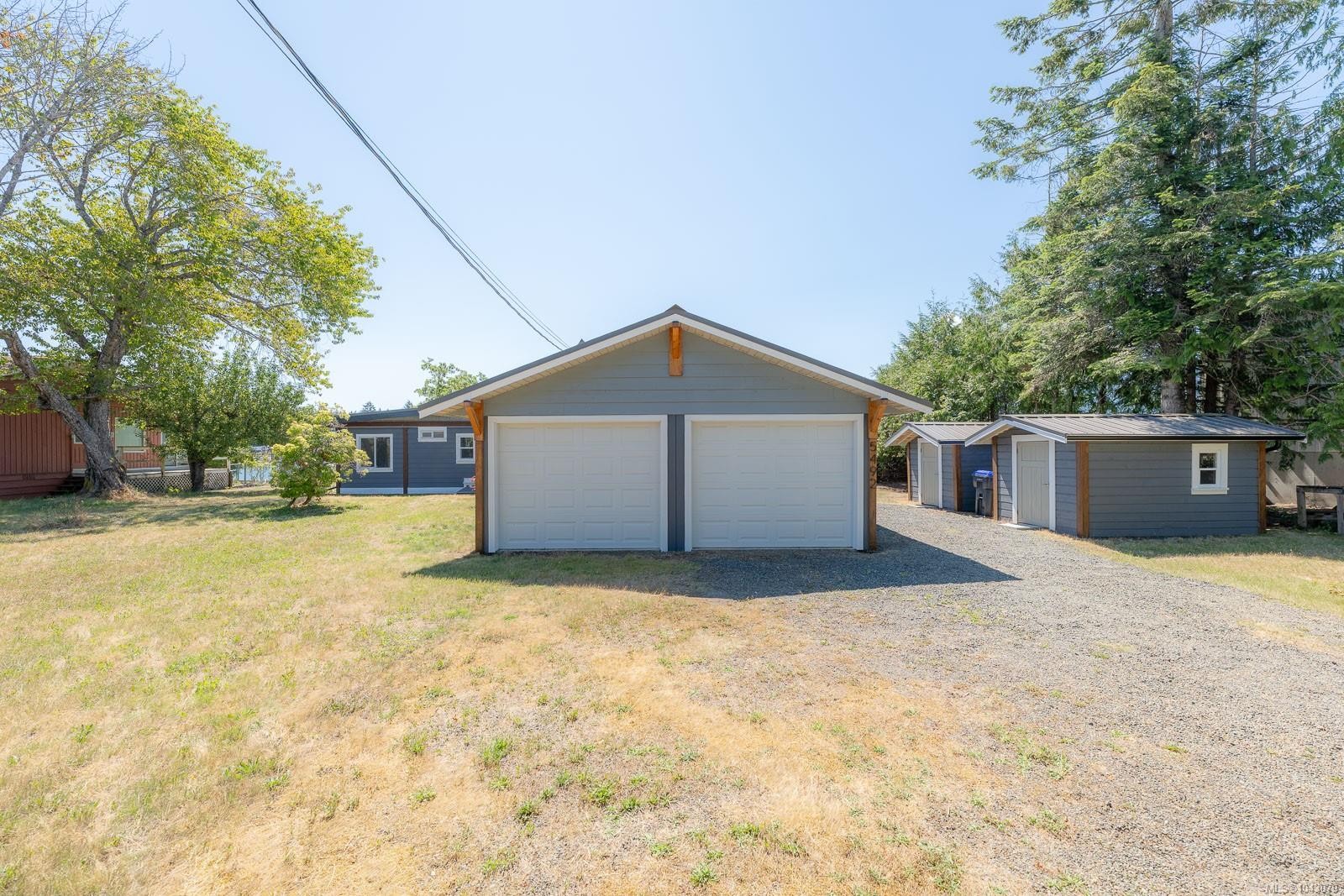 5492 Deep Bay Dr, Bowser, BC