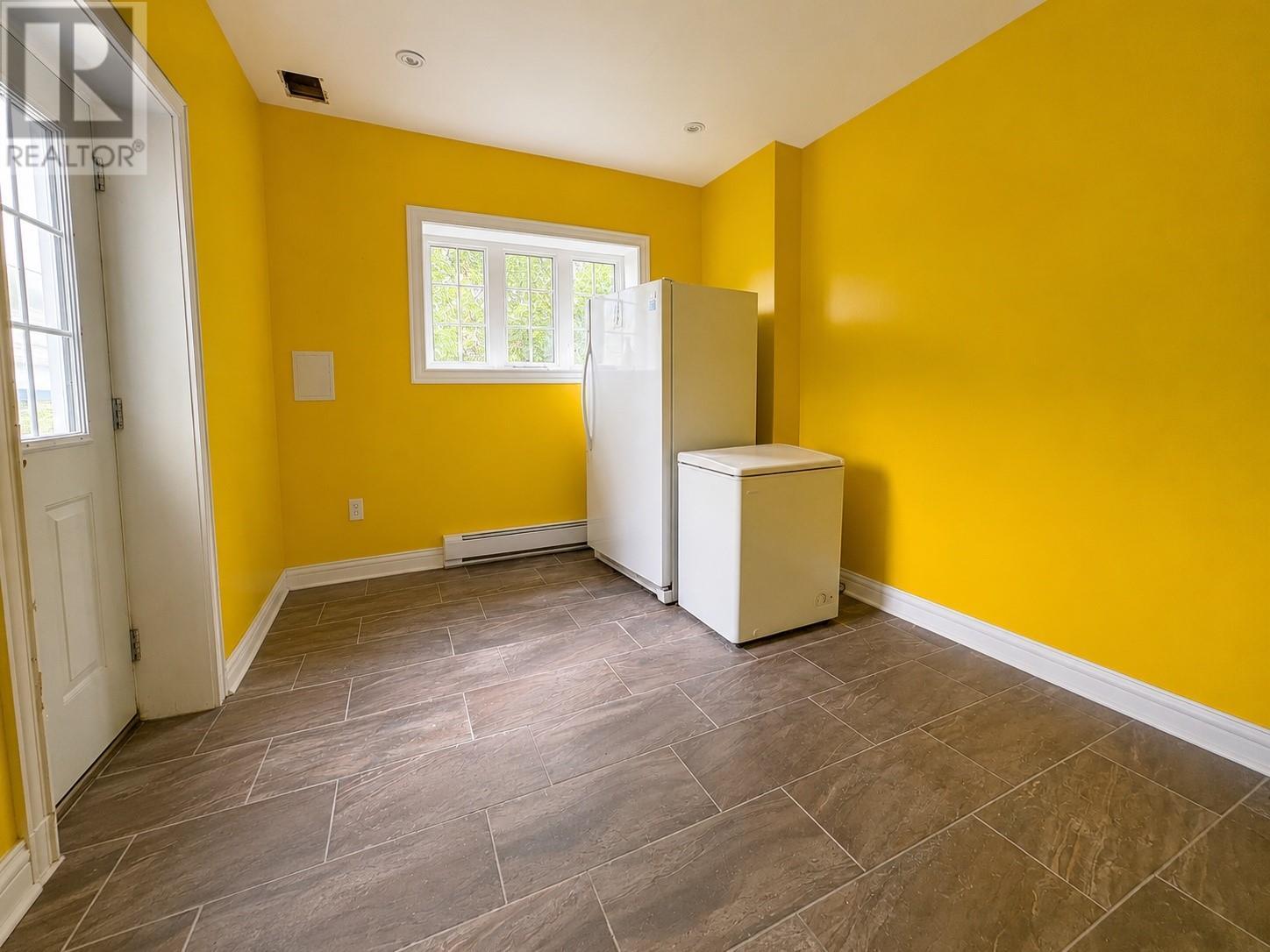 9 Davis Drive, Mount Moriah, NL - Indoor Photo Showing Other Room