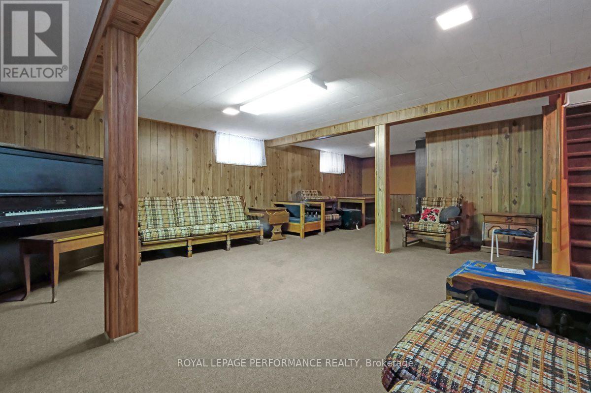 2038 Arch Street, Ottawa, ON - Indoor Photo Showing Basement