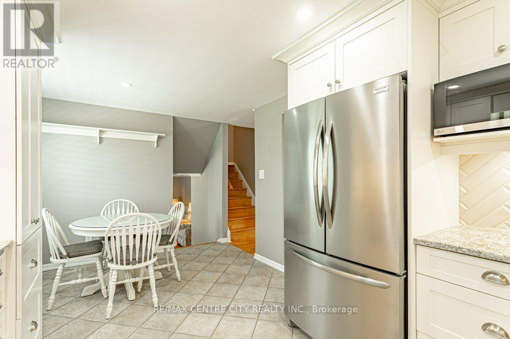 39 Bonnybank Court, Kitchener, ON - Indoor